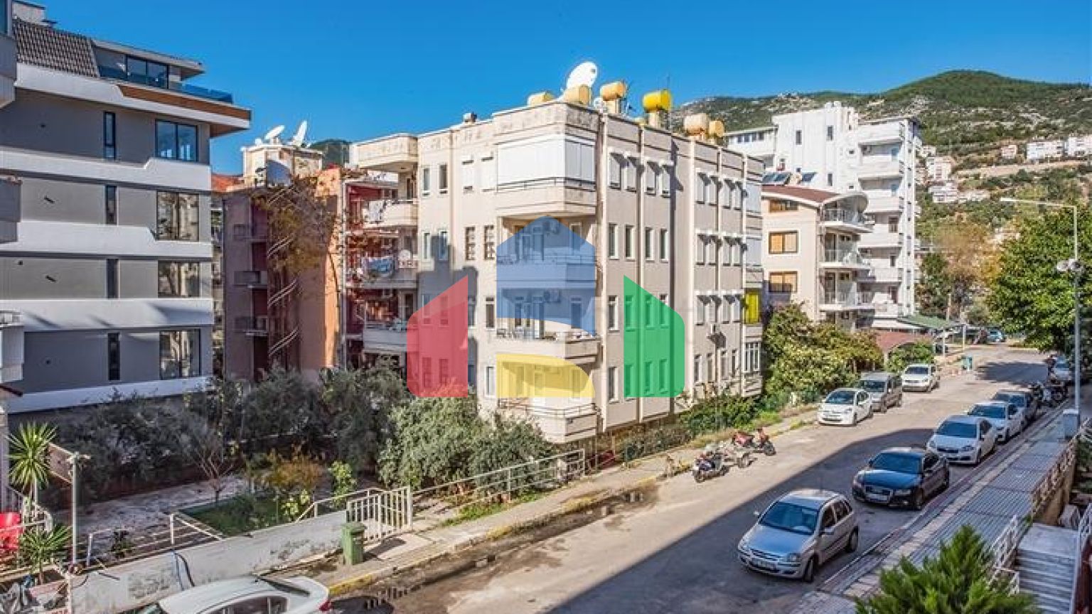 Квартира планировкой 1+1 в самом центре Алании