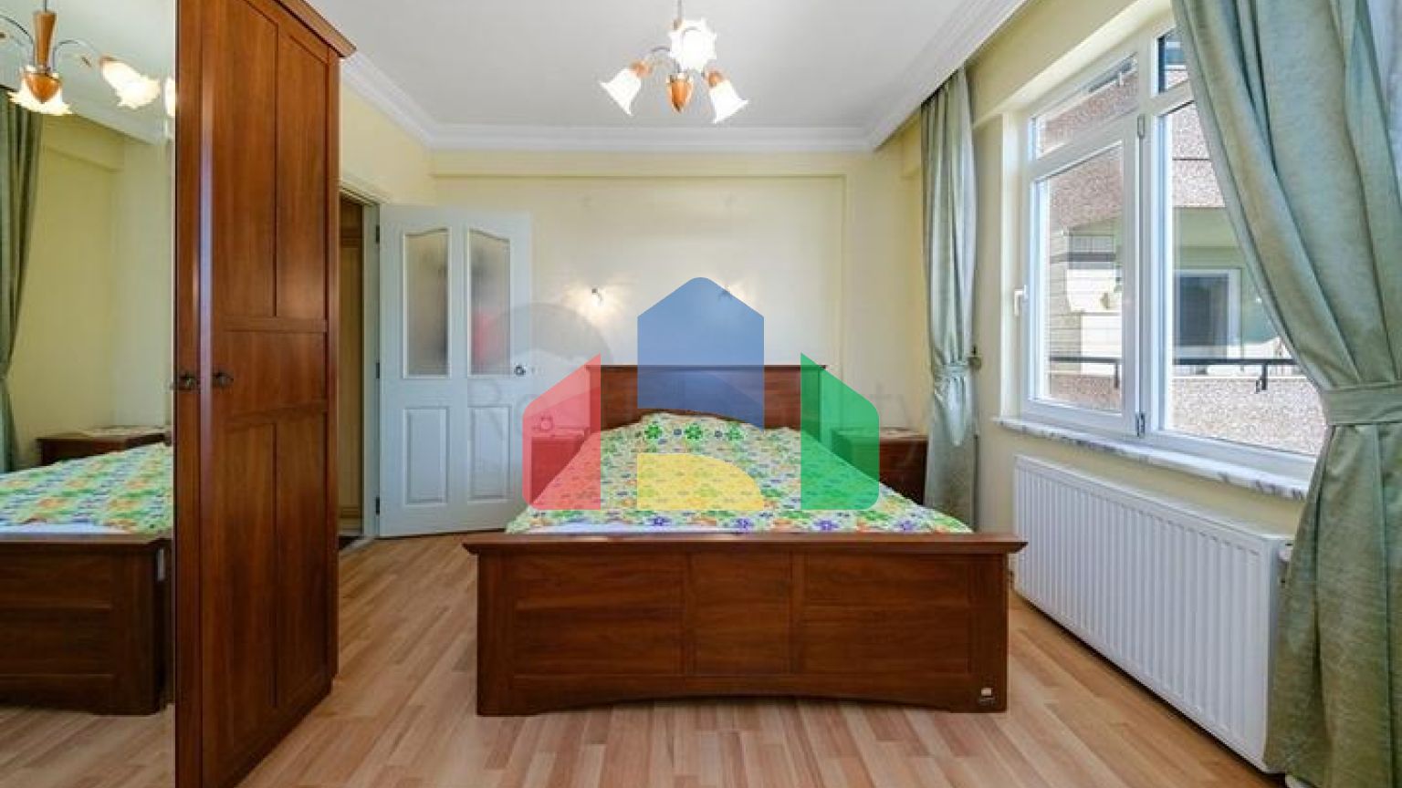 Квартира планировкой 3+1 в районе пляжа Клеопатра