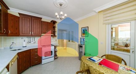 Квартира планировкой 3+1 в районе пляжа Клеопатра