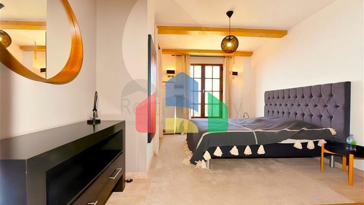 Элитная вилла 5+2 с видом на море в центре Аланьи — приватность, комфорт и роскошь в одном месте