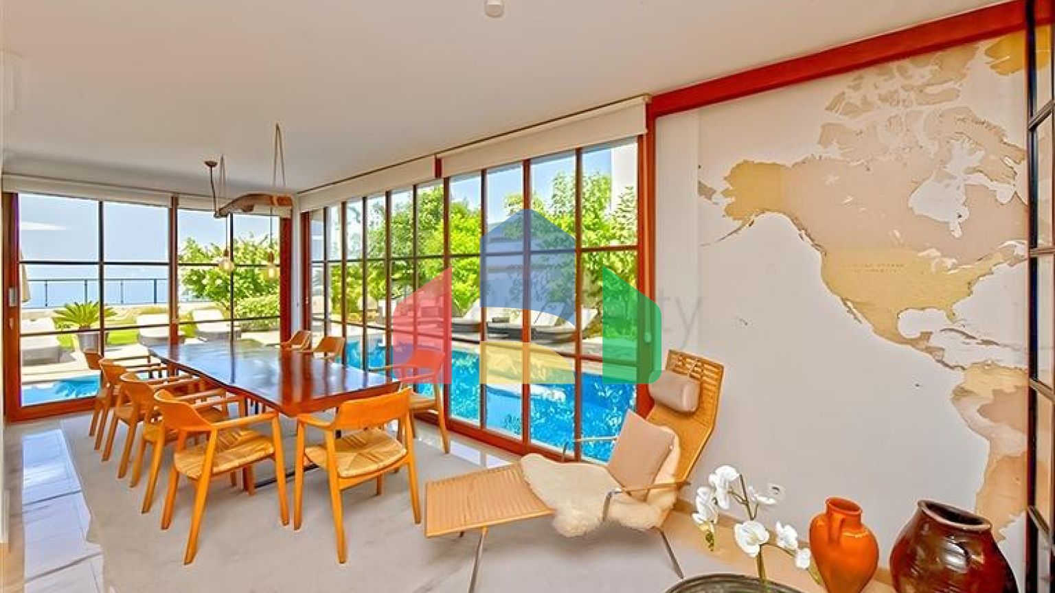 Элитная вилла 5+2 с видом на море в центре Аланьи — приватность, комфорт и роскошь в одном месте