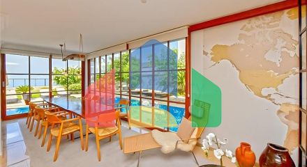 Элитная вилла 5+2 с видом на море в центре Аланьи — приватность, комфорт и роскошь в одном месте