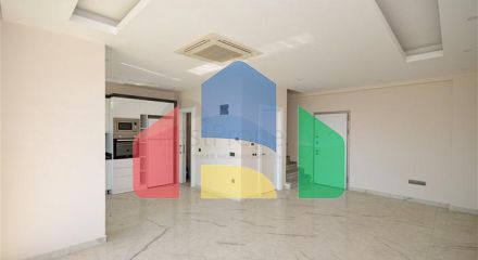 Двухэтажный пентхаус 3+1 с закрытым паркингом и видом на море в Алании Двухэтажный пентхаус 3+1 с закрытым паркингом и видом на море в Алании