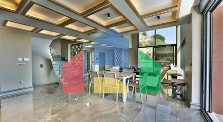 Вилла с видом на Средиземное море и Аланийскую крепость