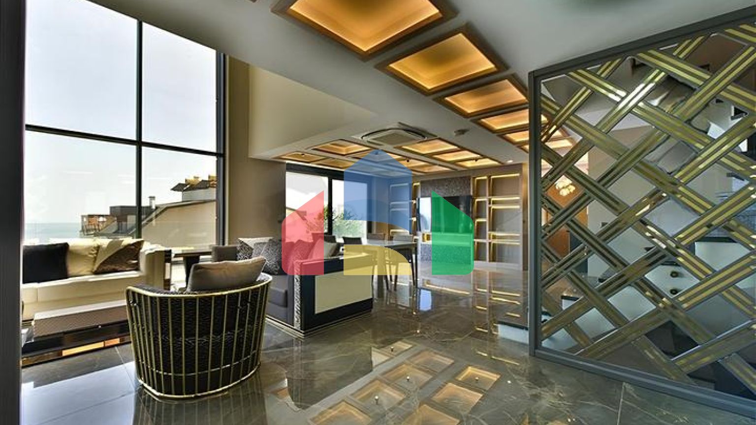 Вилла с видом на Средиземное море и Аланийскую крепость