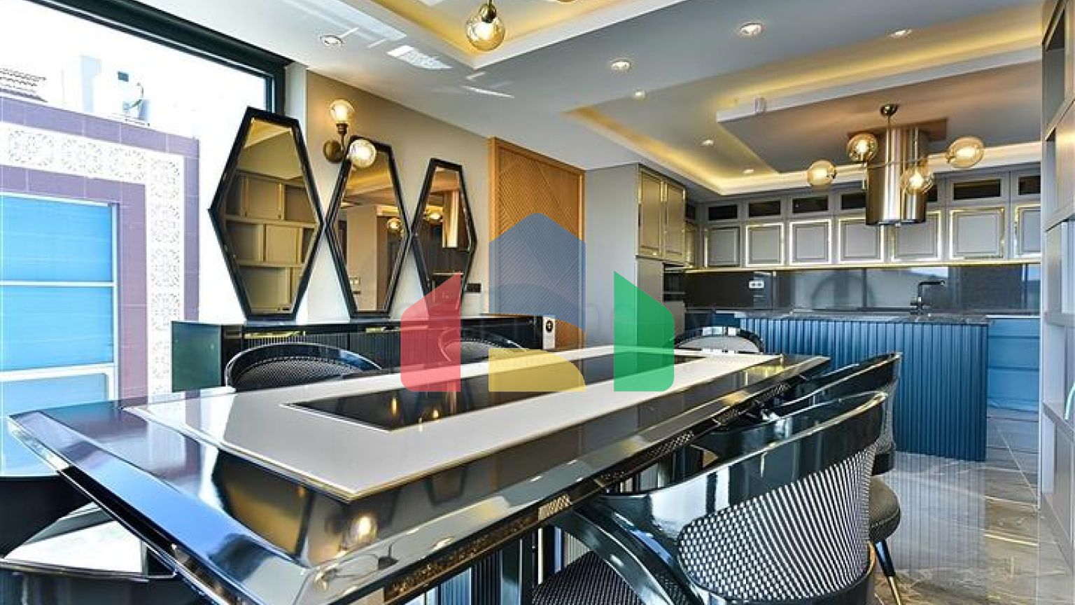 Вилла с видом на Средиземное море и Аланийскую крепость