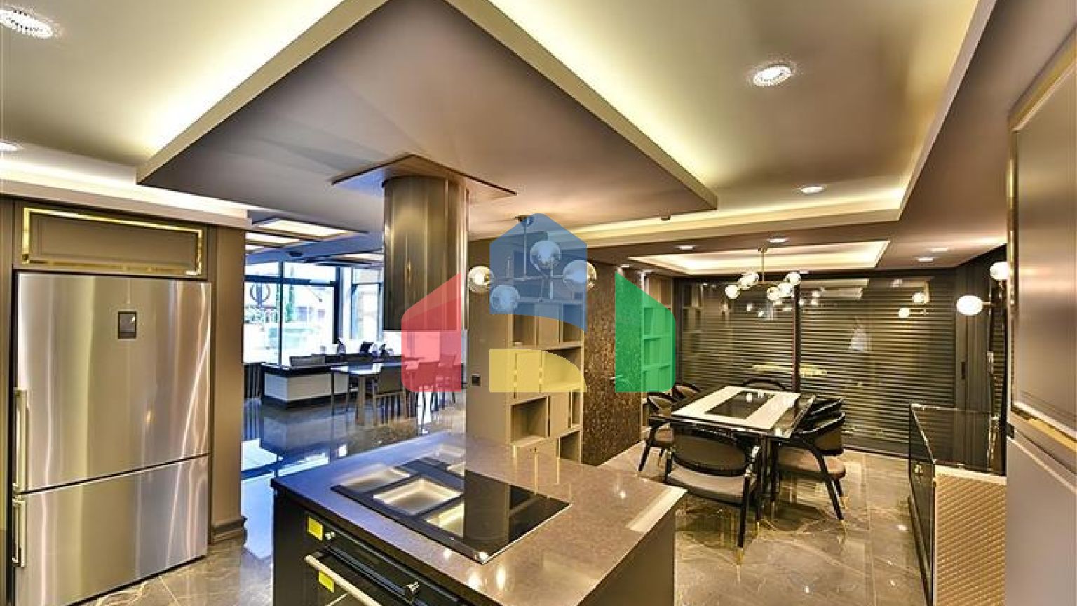 Вилла с видом на Средиземное море и Аланийскую крепость