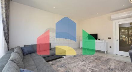 Комфортабельная квартира планировки 2+1 в центре Алании