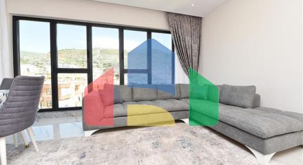 Комфортабельная квартира планировки 2+1 в центре Алании