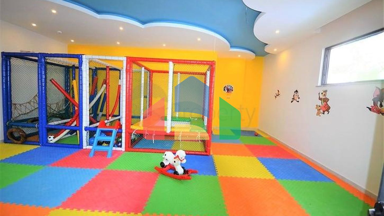 Комфортабельная квартира планировки 2+1 в центре Алании