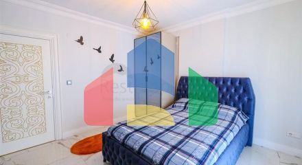 Мебелированная просторная квартира в комплексе с видом на море и горы