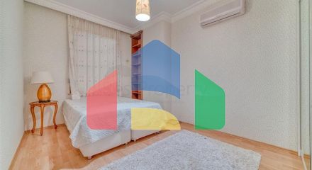 Простора квартира в центрі Аланії