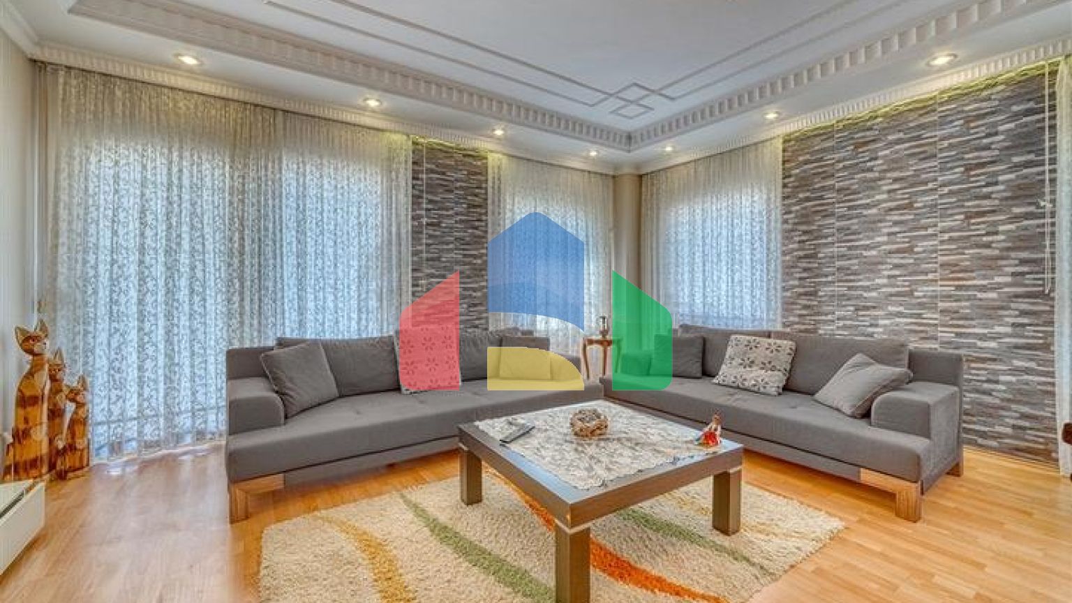 Просторная квартира в центре Алании