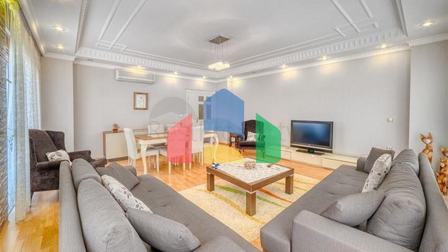 Просторная квартира в центре Алании