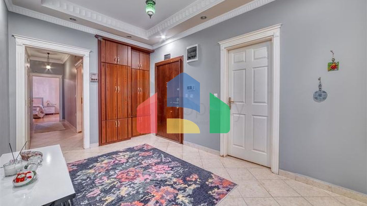 Просторная квартира в центре Алании