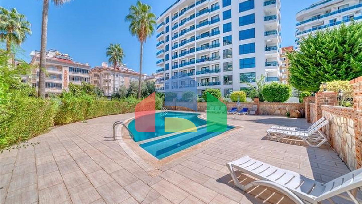 Просторная квартира в центре Алании