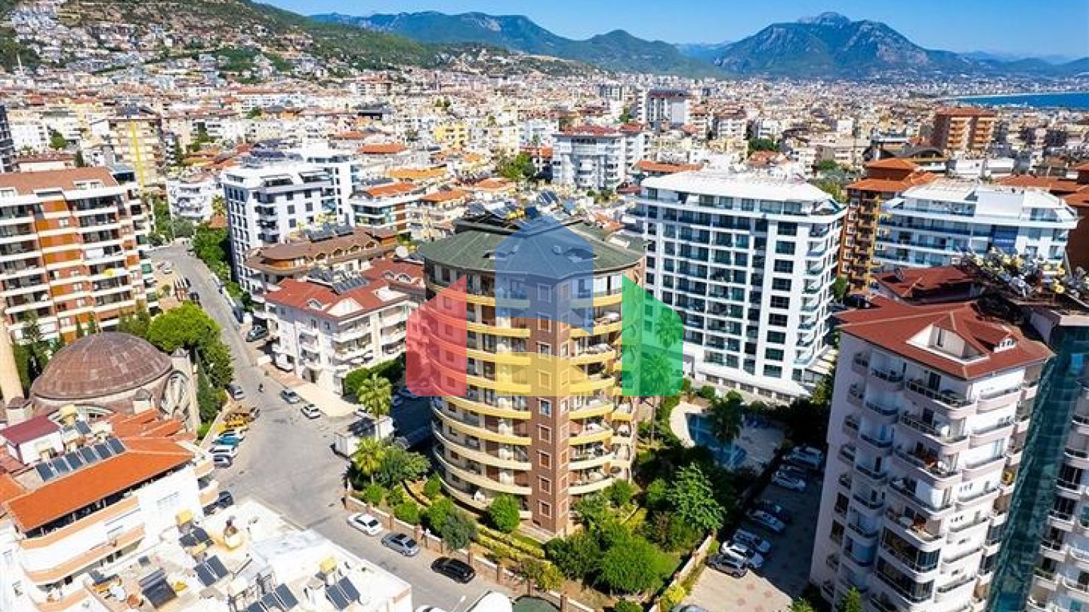 Просторная квартира в центре Алании