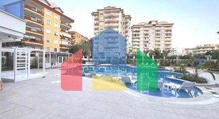 Просторная квартира 2+1 в новом комплексе с видом на море в центре Аланьи
