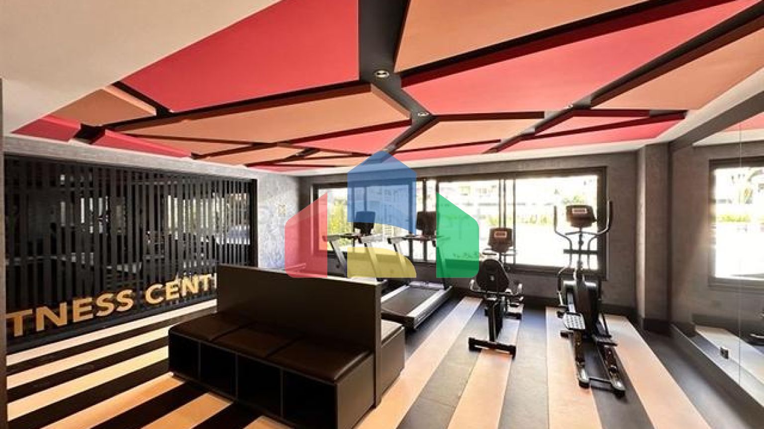 Просторная квартира 2+1 в новом комплексе с видом на море в центре Аланьи