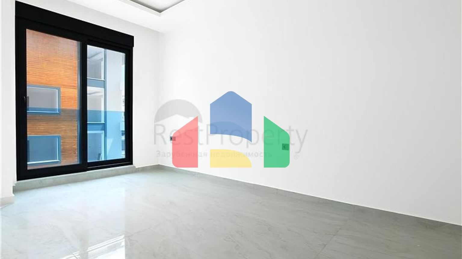 Просторная квартира 2+1 в новом комплексе с видом на море в центре Аланьи