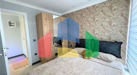 Просторий пентхаус 4 + 1 в центрі Аланії з видом на фортецю