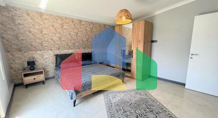 Просторий пентхаус 4 + 1 в центрі Аланії з видом на фортецю