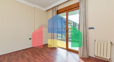 Luxury 2+1 apartment on the first line in the center of Alanya