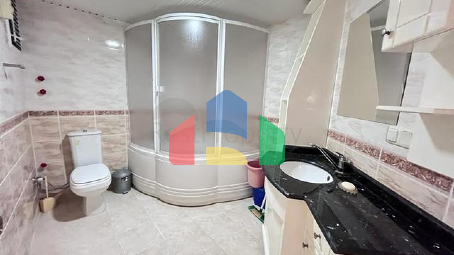 Трехкомнатная квартира в 10 минутах от пляжа Клеопатра