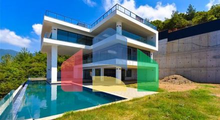 4+2 villa with pool and Mediterranean Sea view