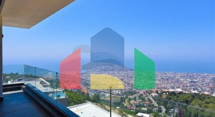 4+2 villa with pool and Mediterranean Sea view