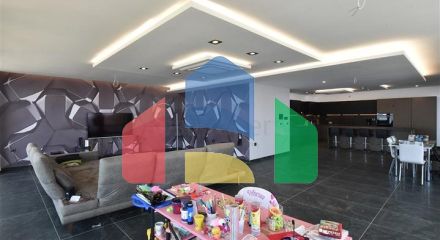 Вилла 4+2 с бассейном и видом на Средиземное море