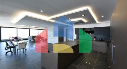 Вилла 4+2 с бассейном и видом на Средиземное море