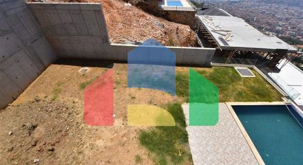 Вилла 4+2 с бассейном и видом на Средиземное море