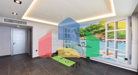 Вилла 4+2 с бассейном и видом на Средиземное море