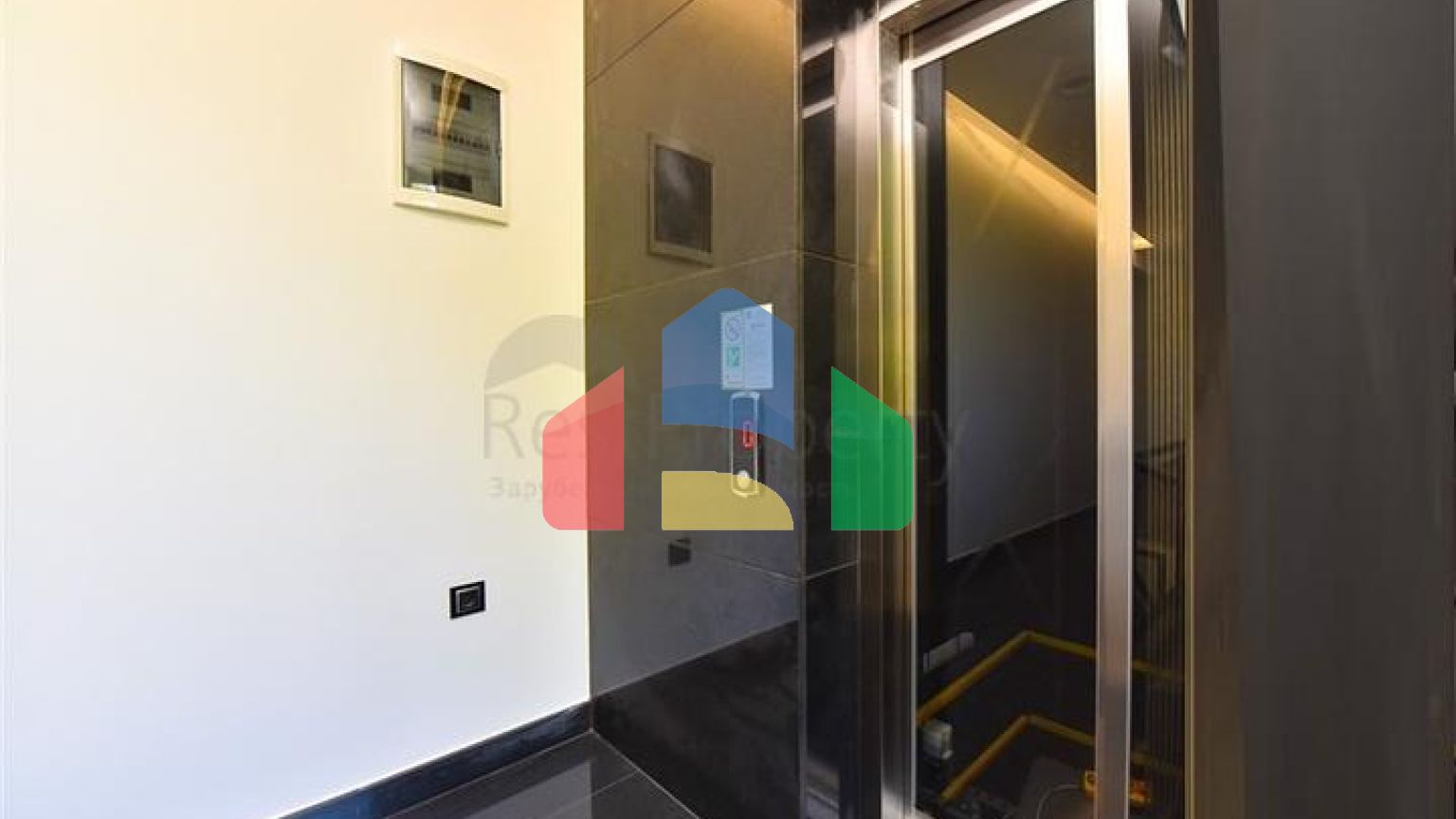 Вилла 4+2 с бассейном и видом на Средиземное море