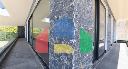 Вилла 4+2 с бассейном и видом на Средиземное море