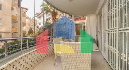 Трехкомнатная квартира в районе пляжа Клеопатры