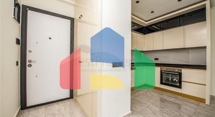 One-bedroom apartment in a new complex in the center of Alanya