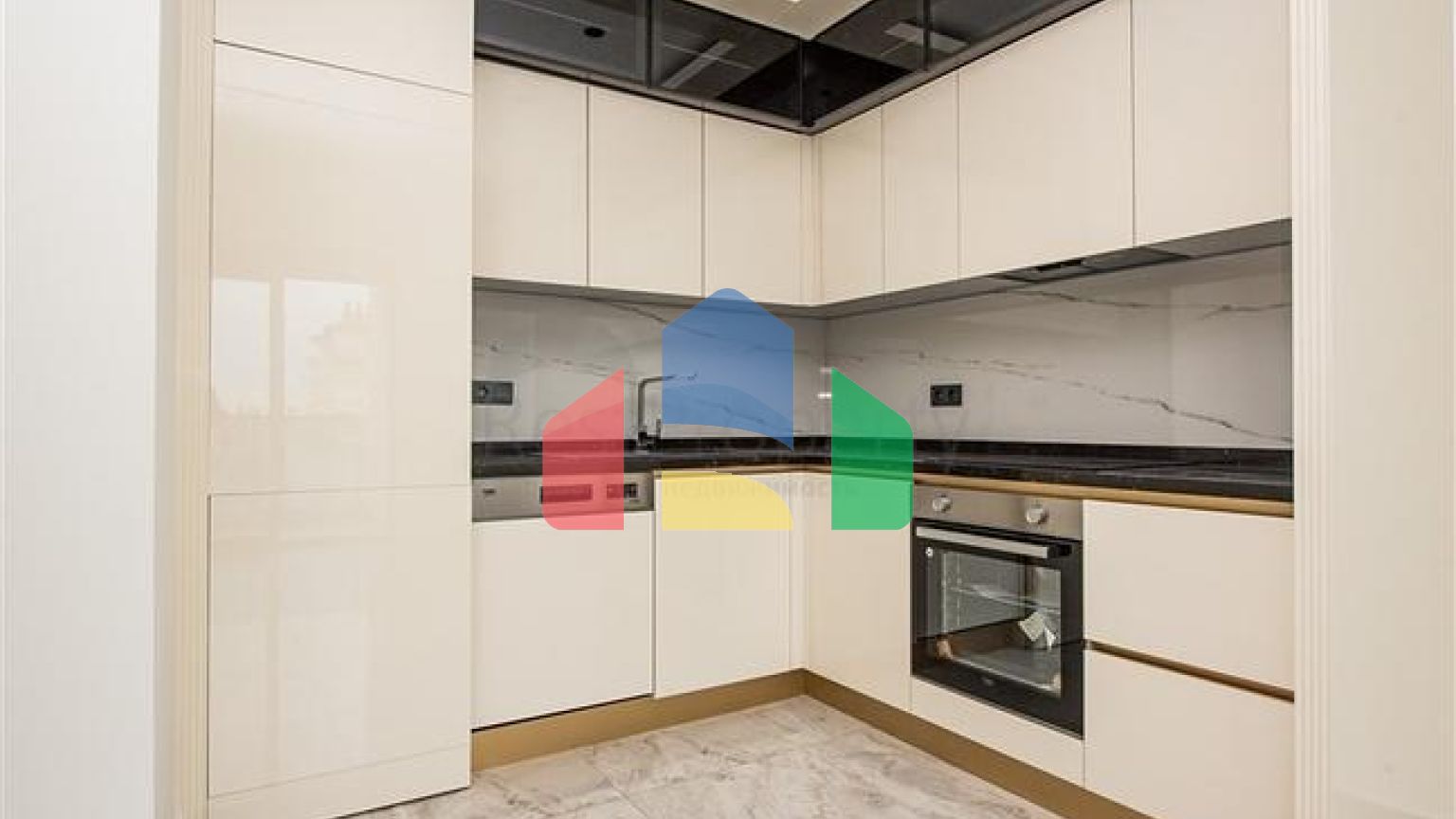 Двухкомнатная квартира в новом комплексе центра Алании