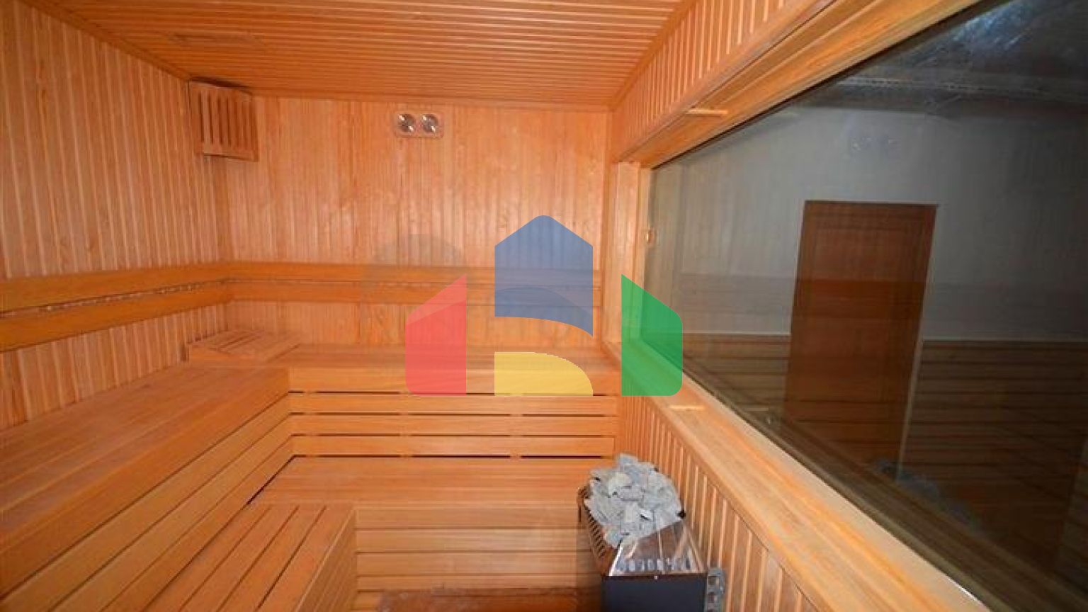 Меблированные апартаменты планировкой 1+1 на пляже Клеопатра