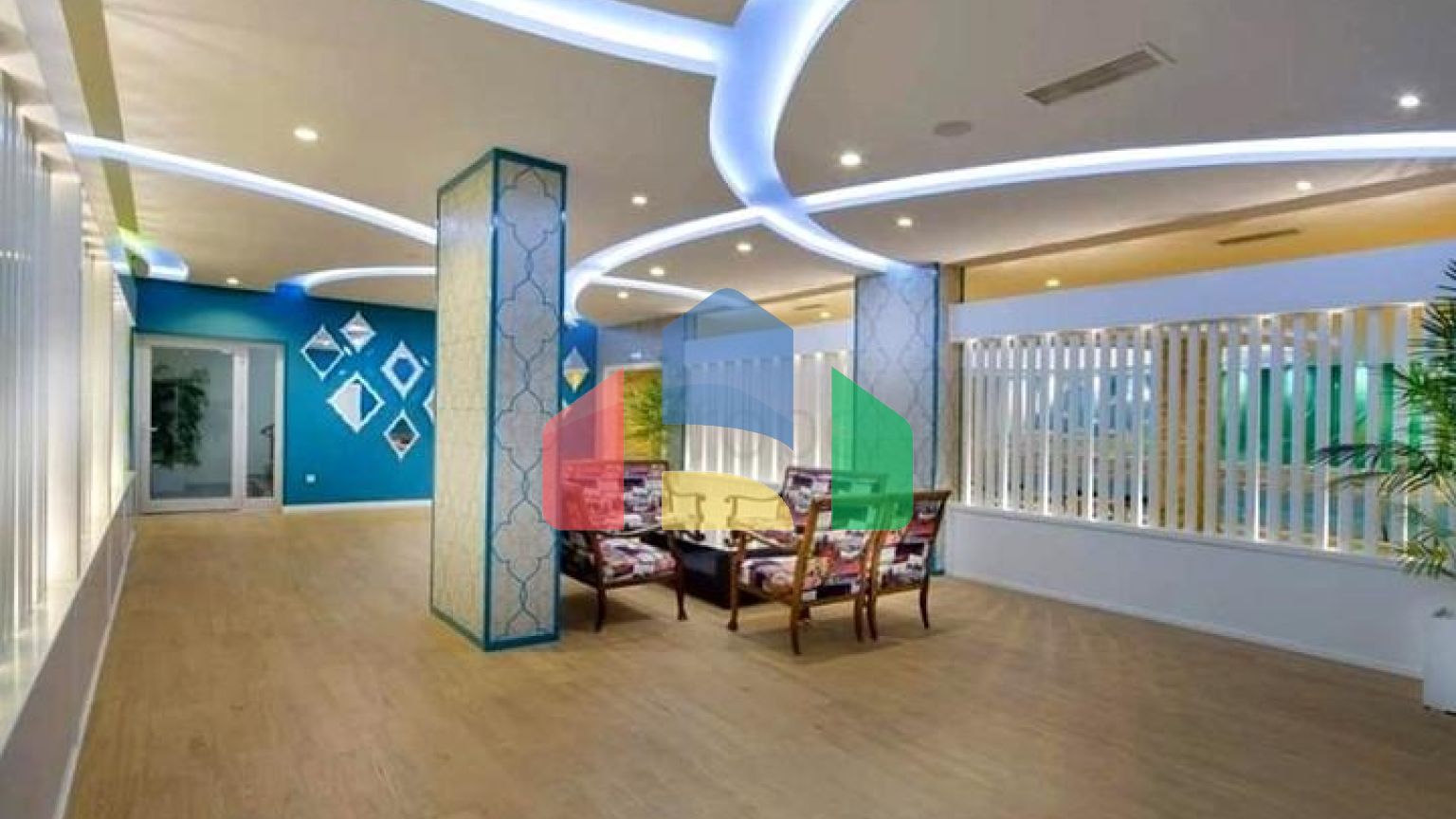 Двухкомнатная квартира в жилом комплексе на Клеопатре