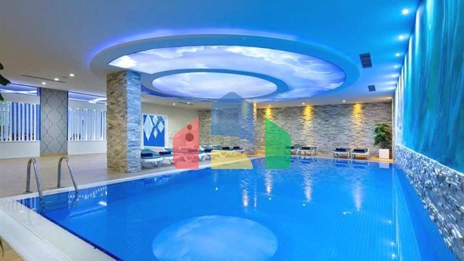 Двухкомнатная квартира в жилом комплексе на Клеопатре