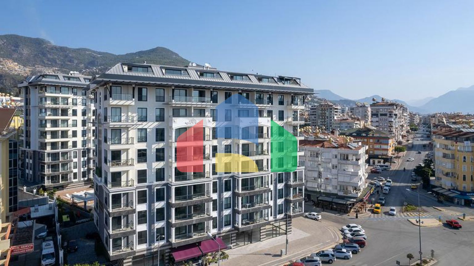 Квартира 3+1  в новом комплексе в районе пляжа Клеопатра