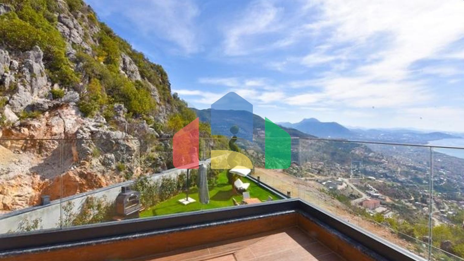 Вилла 4+1 с панорамным видом на море