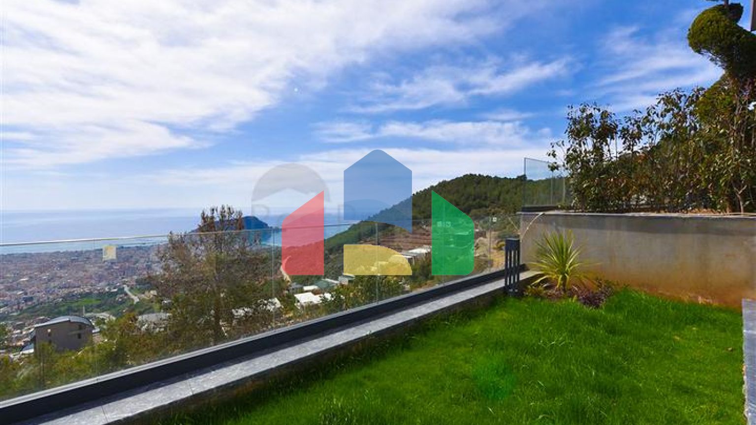 Вилла 4+1 с панорамным видом на море