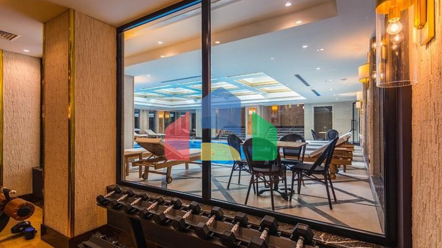 2 + 1 в преміальному комплексі