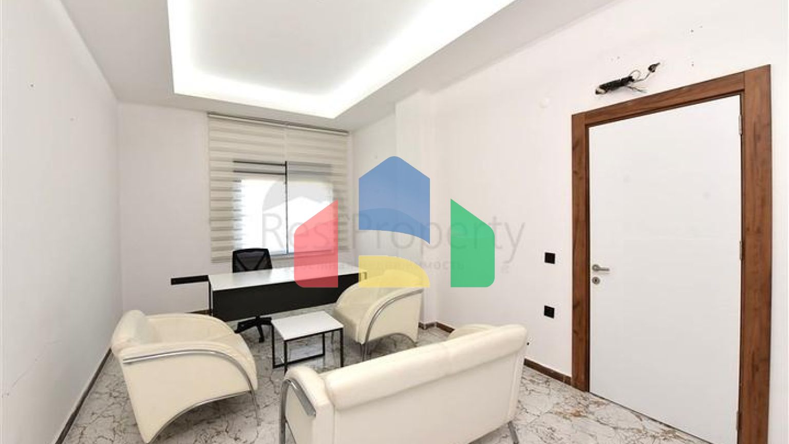 Розкішний офіс в центрі Аланії