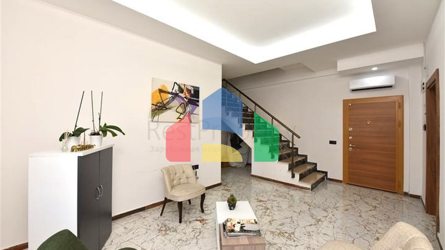 Розкішний офіс в центрі Аланії