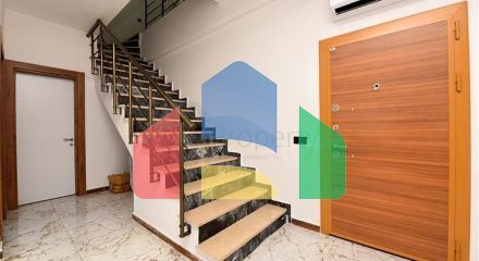 Розкішний офіс в центрі Аланії