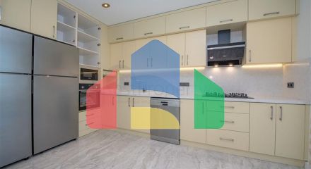 3+1 penthouse in the center of Alanya with stunning views